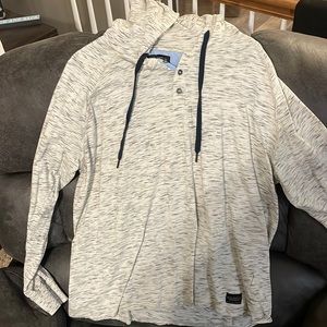 Hooded thin sweatshirt